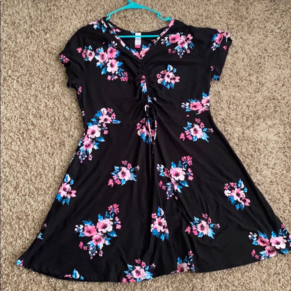 This is a stretchy dress.
